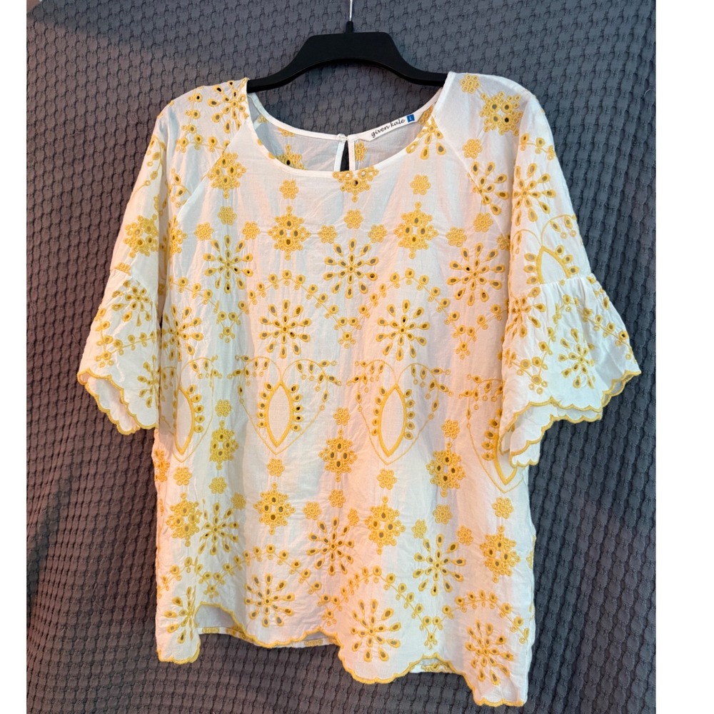 Given Kale Blouse Women L  BOHO  Eyelet Ruffle Bell Sleeve Top